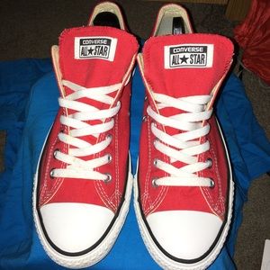 Red low top converse